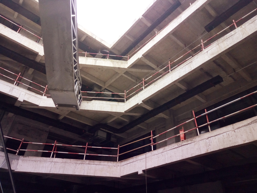 重慶忠縣國際汽摩機電城裝修現(xiàn)場實景圖